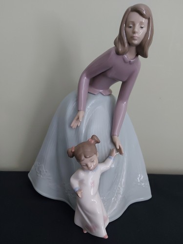 Rare nao lladro - by, 1318