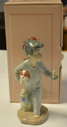 Lladro nao 01138 - boy, with