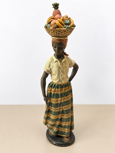 Vintage nao lladro - by,
