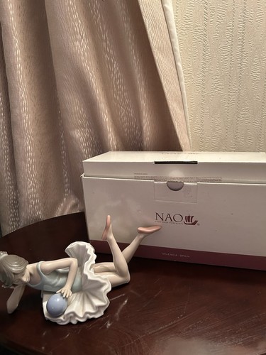 Nao lladro ballet dancer - lladro,